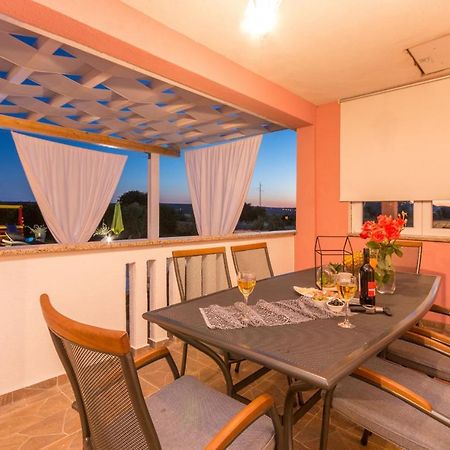 Villa Maris Zadarvillas Tinj Eksteriør bilde