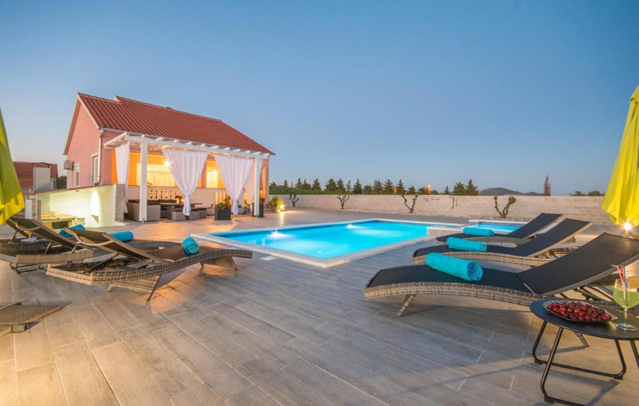 Villa Maris Zadarvillas Tinj Eksteriør bilde