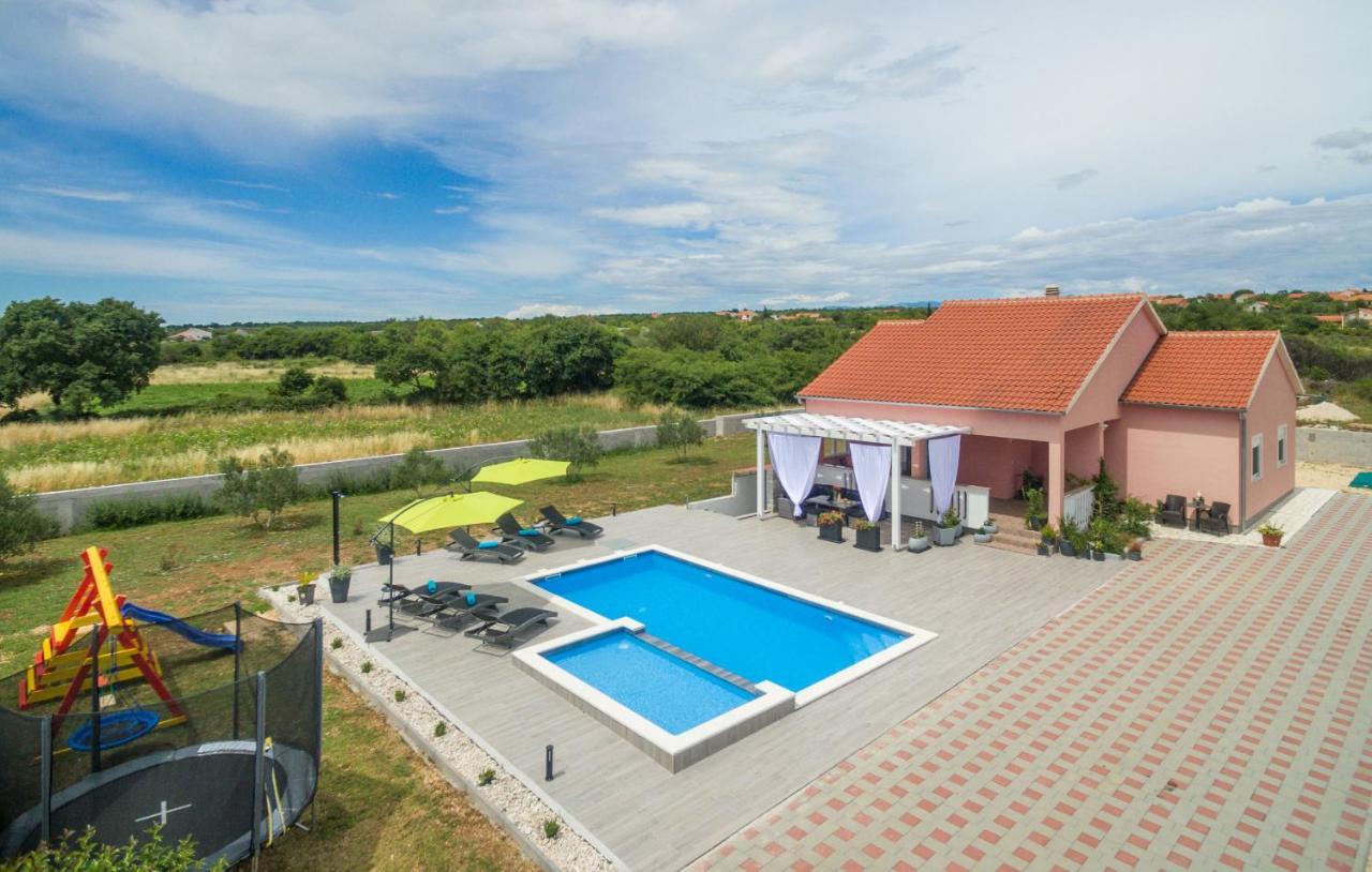 Villa Maris Zadarvillas Tinj Eksteriør bilde