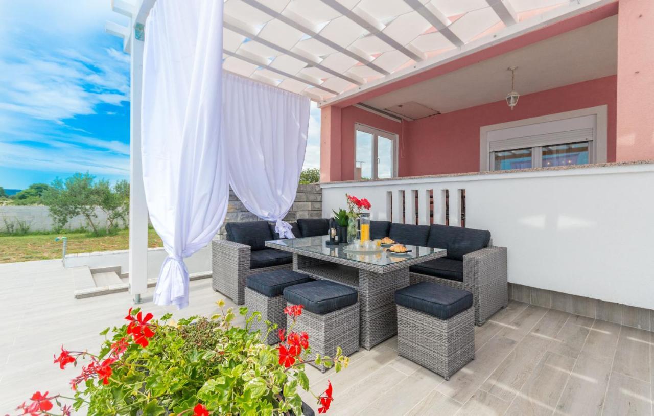 Villa Maris Zadarvillas Tinj Eksteriør bilde